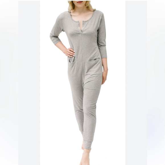 Smash + Tess Pants - SMASH + TESS Monday romper Gray V-Neck Jumpsuit 3/4 sleeves pockets size medium